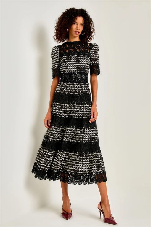 Lace Embroidery Short Sleeve Midi Dress
