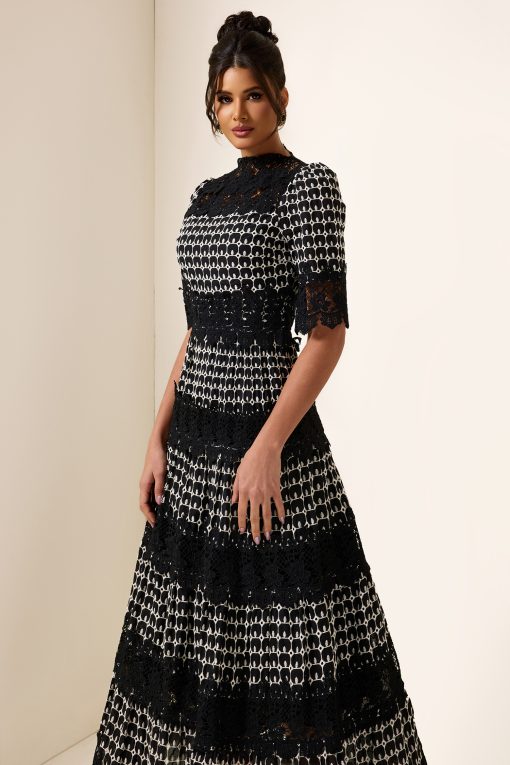 Lace Embroidery Short Sleeve Midi Dress